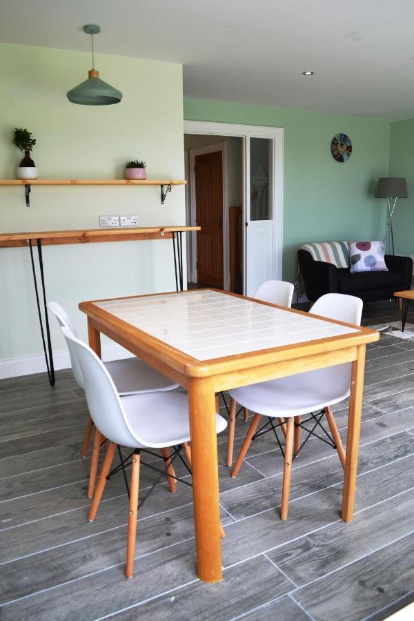 Apartamento Béal na Banna Coleraine Exterior foto